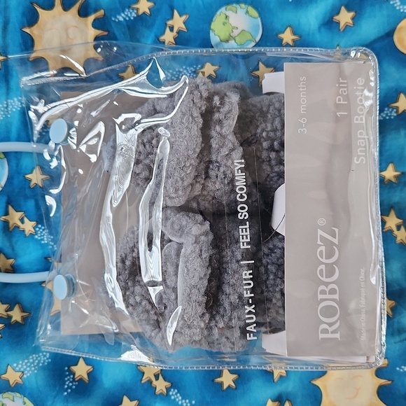 NWT Robeez Snap booties size 3-6 months - Picture 2 of 2